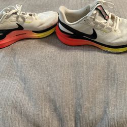 Unisex Nike Tennis Shoes