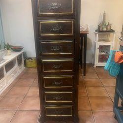 7 Drawer chest