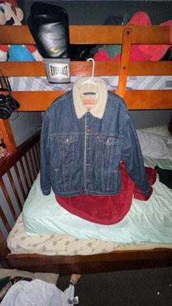 jean levi’s jacket 