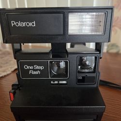 Vintage Polaroid One Step 600 Camera