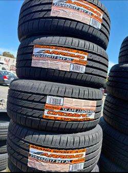 225 45 17 Arroyo Tires Con 50,000 millas de Garantía