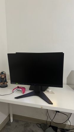 Gaming Lenovo monitors