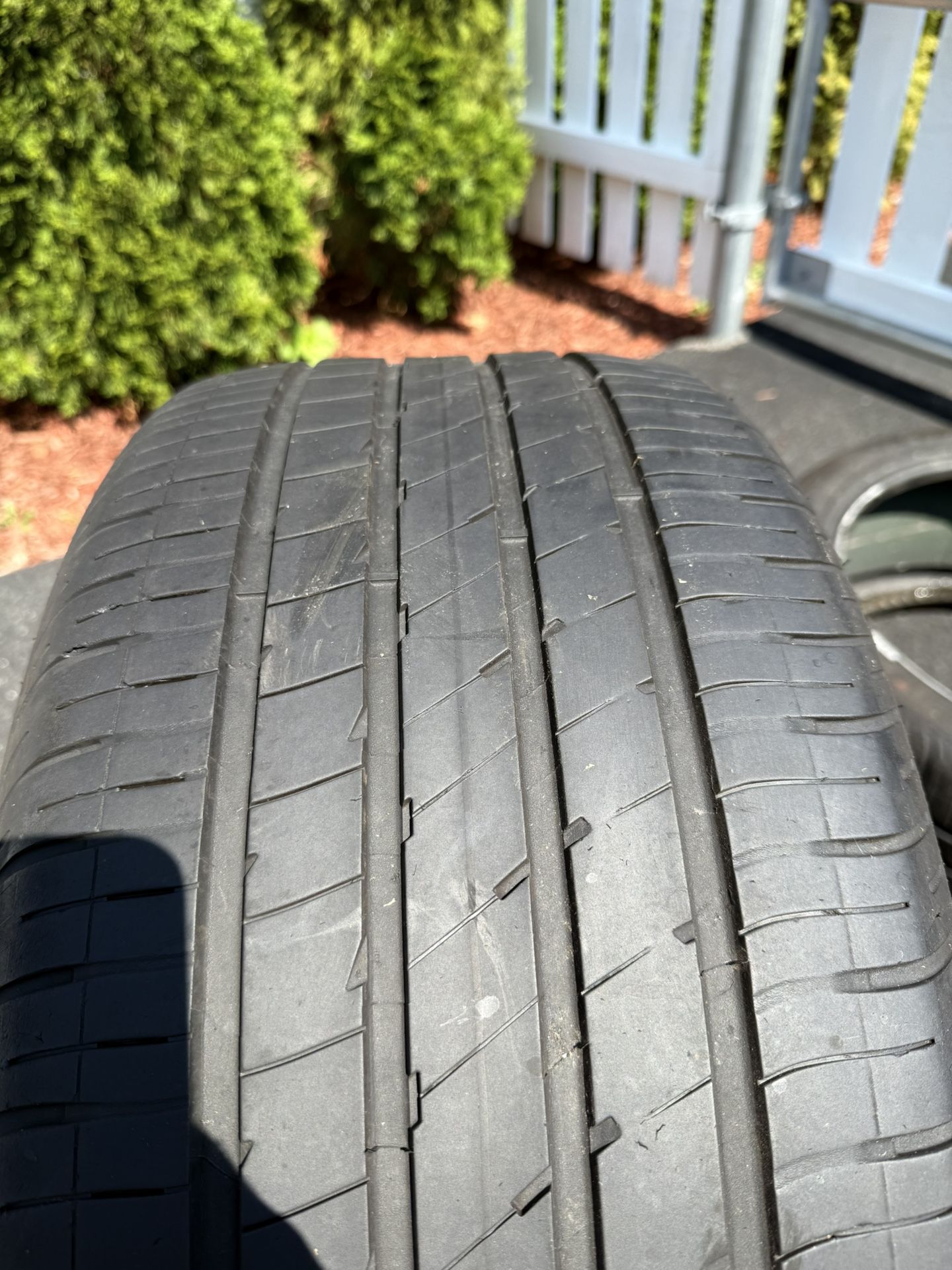 2 Tires 2023 Tesla model Y
