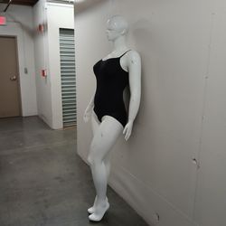 Plus size mannequin