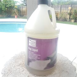 HALLOWEEN FOG LIQUID SUPPLY - 2/3 FULL - IN STORE $20