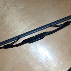 WINDSHIELD WIPER BLADE  REAR 12"