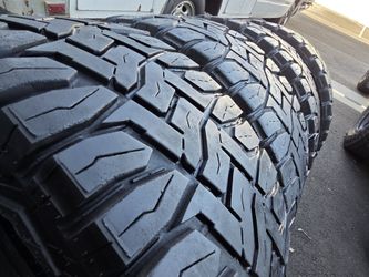 4 used tires Lt33x12.50r18  Toyo RT Open Country $250.00 all 4