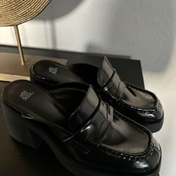 Black Shoes Sizes 8