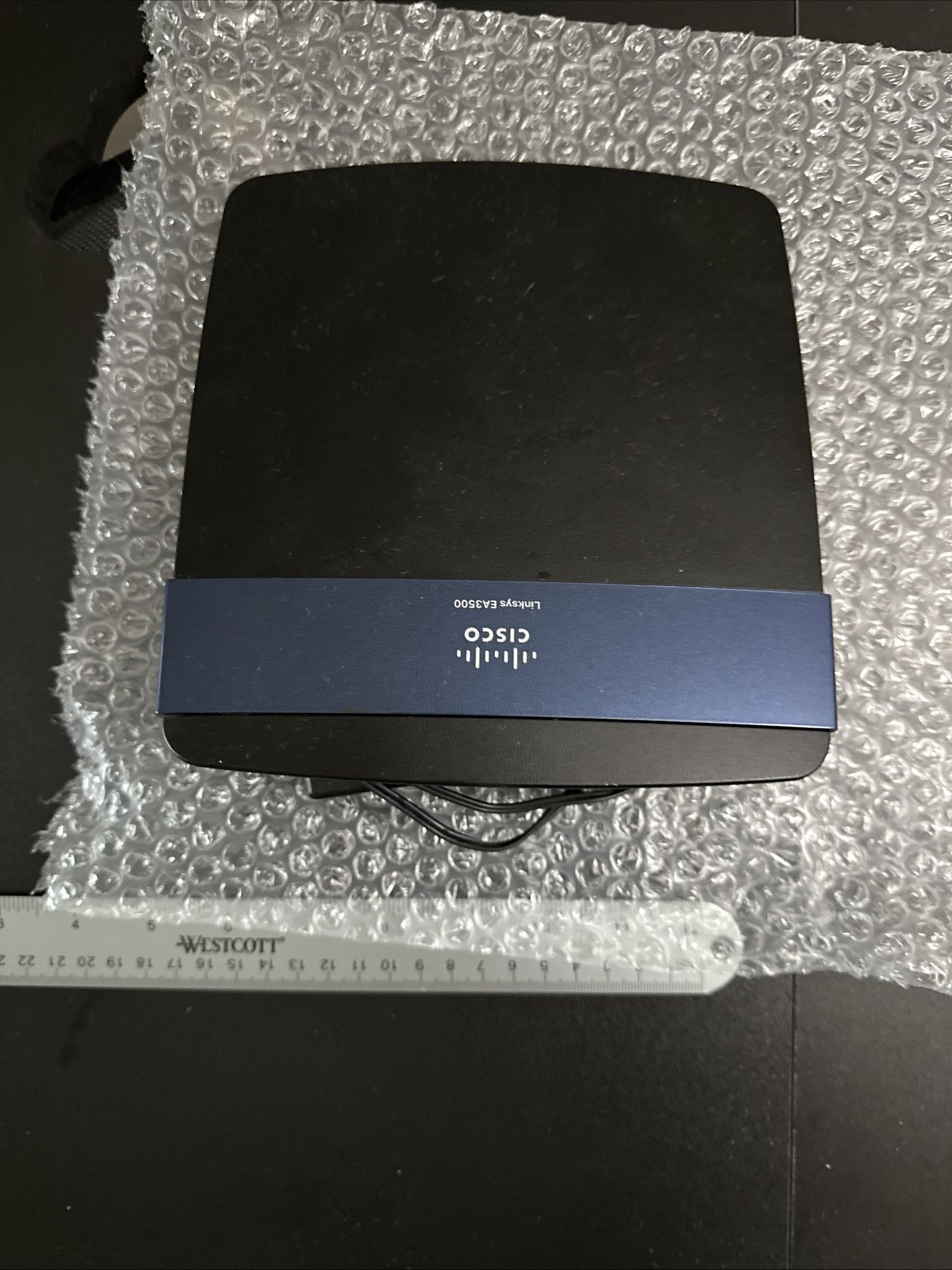 Cisco - Linksys EA3500 N750 Dual Band Wireless Router with Power supply bundle