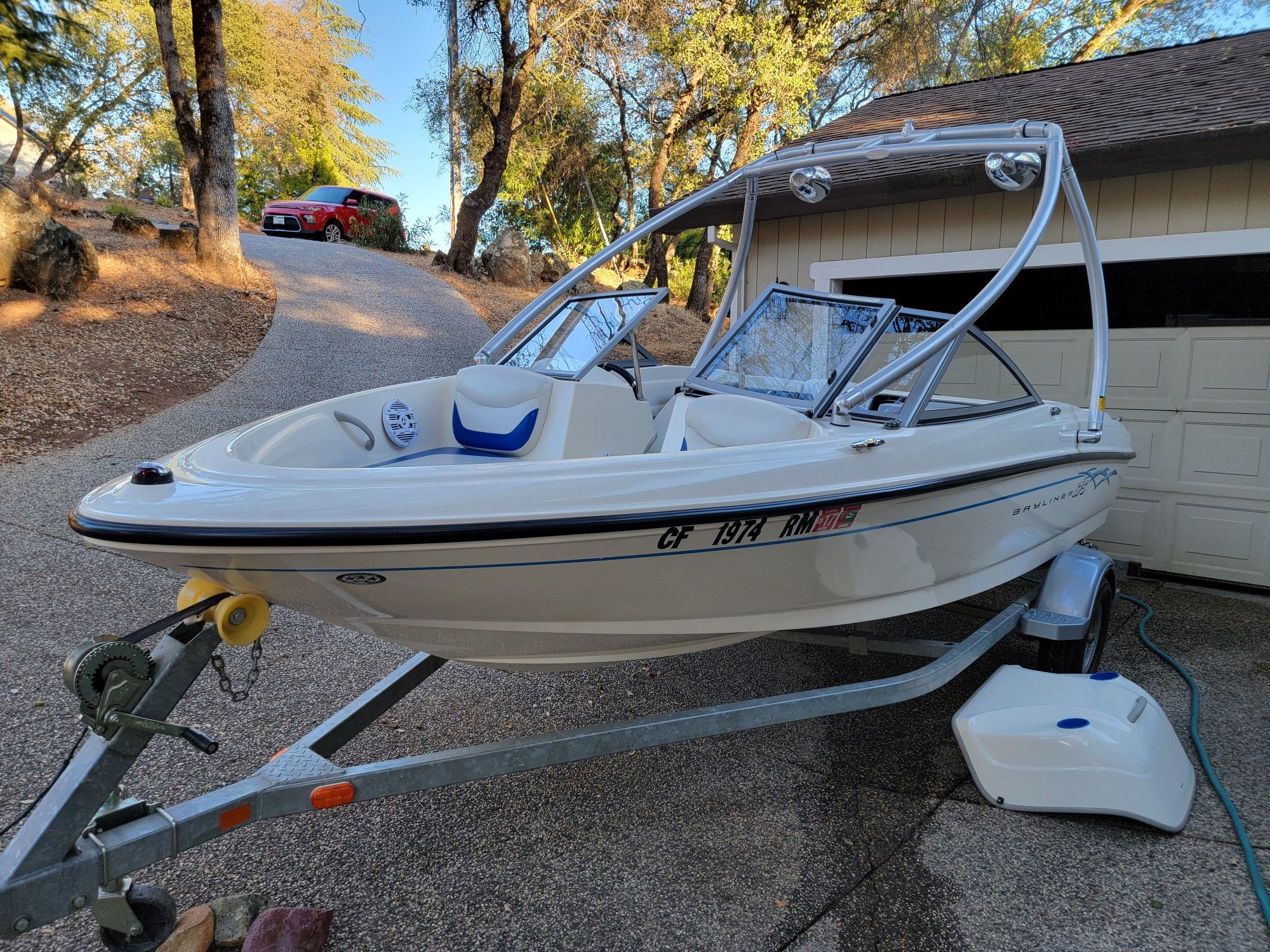 2005 Bayliner 175