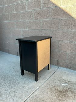 IKEA Hemnes 2-Drawer Nightstand / Bedside Table - Black-Brown Wood