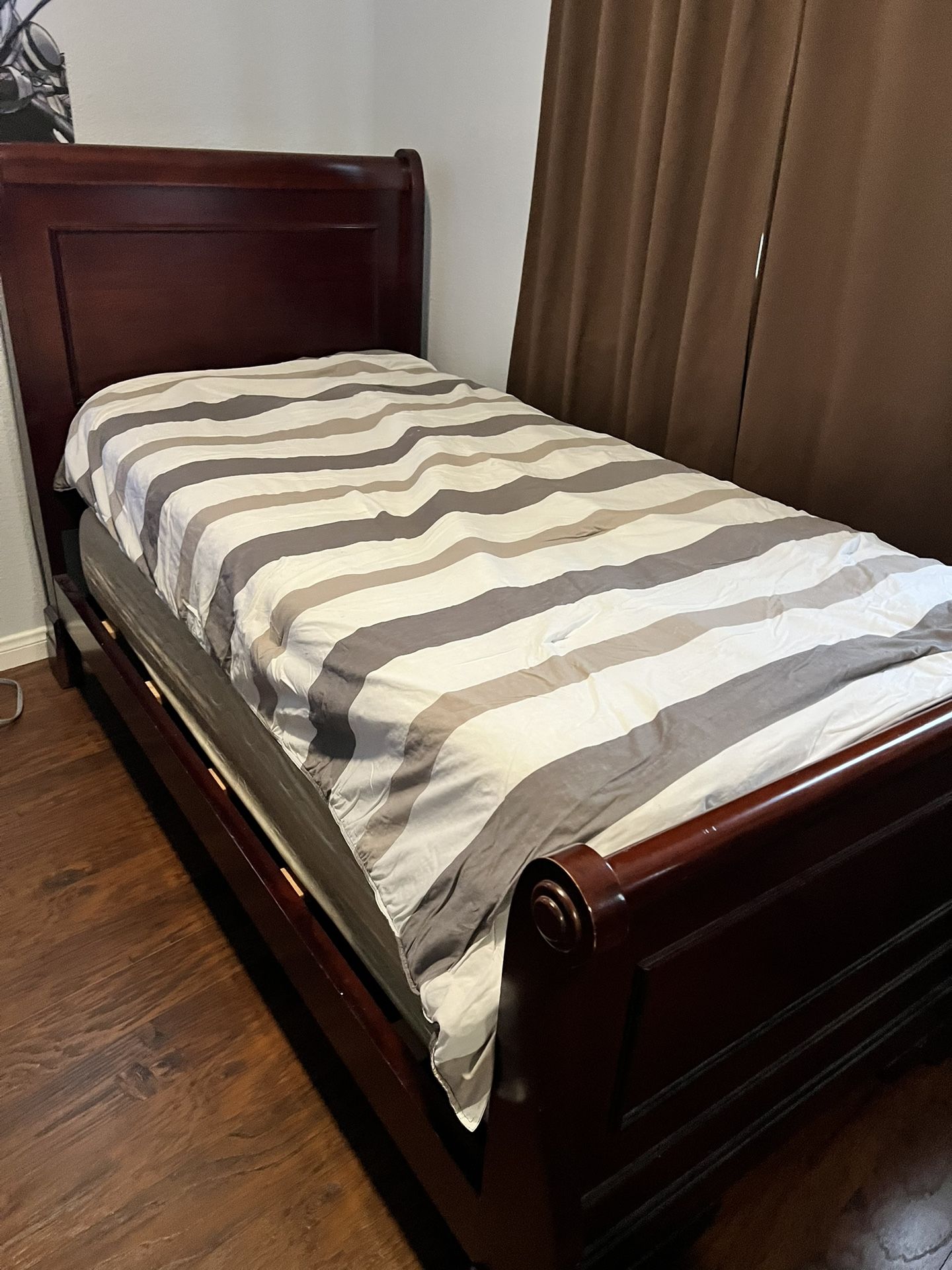 Single Bed Frame And Mattress