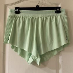 Nike Aero Swift Shorts Women’s Size XL