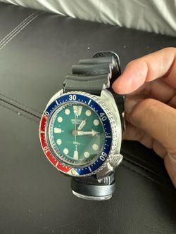 Seiko Diver Tuna Pepsi Bezel