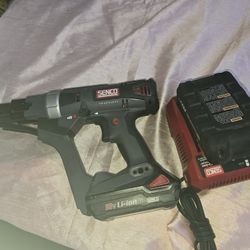 Senco Brushless 18v  New Screwgun  2 Batteries And Charger 