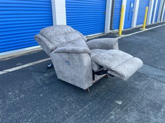 LAZYBOY OVERSIZED ROCKER POWER RECLINER