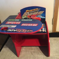 Lighting Mc Queen Desk For Kids 