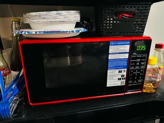 RED MAINSTAYS MICROWAVE