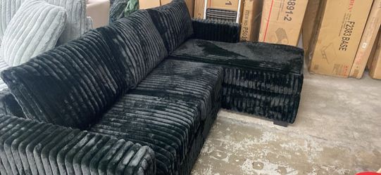 New 92x59 furry corduroy sectional couch