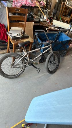 Cult Gateway BMX
