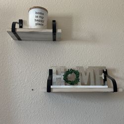 Decor Shelves