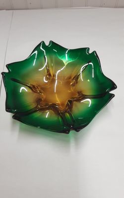 Murano Style Art Glass Green Gold Bowl- Located in Shelton