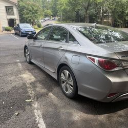 2013 Hyundai Sonata Hybrid Limited