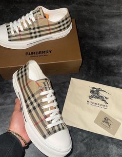 Burberry shoes
