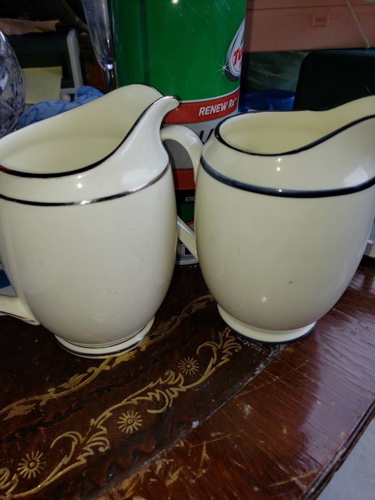 Phaltzgraph Pitchers