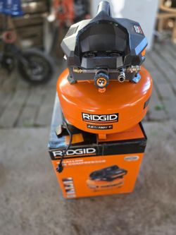 RIDGID 6 Gal. 150 PSI Portable Electric Oil-Free Jobsite Pancake Air Compressor with Dual Pressure Gauges and 2-Quick Couplers