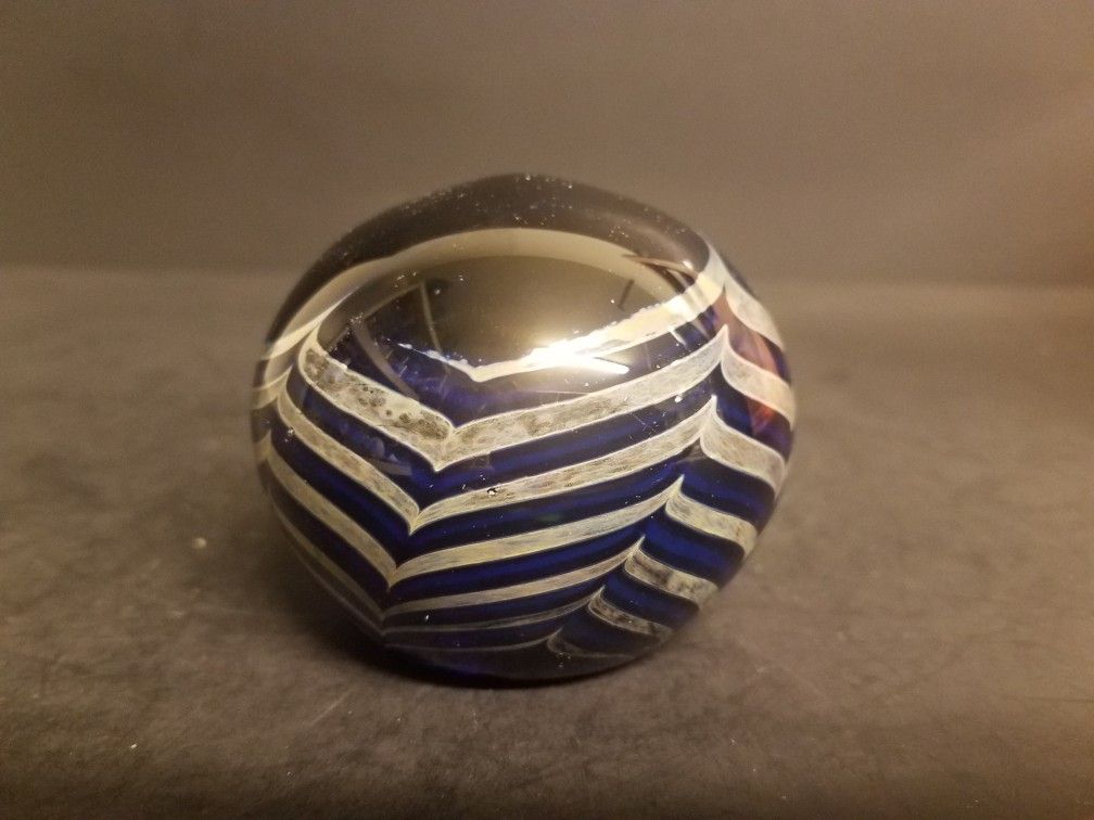 Rare iridescent large signed glass 1980 paperweight by Joel Bloomberg