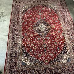 AUTHENTIC VINTAGE PERSIAN RUG OF HIGHEST QUALI TY 