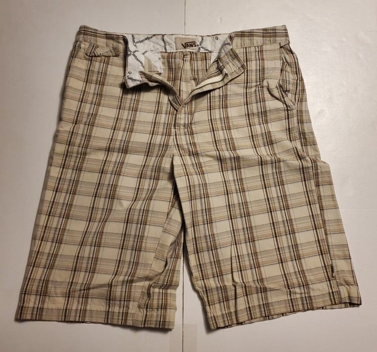 Vintage Vans Plaid Shorts Mens 34 Bermuda Straight Longer Fit Khaki Brown