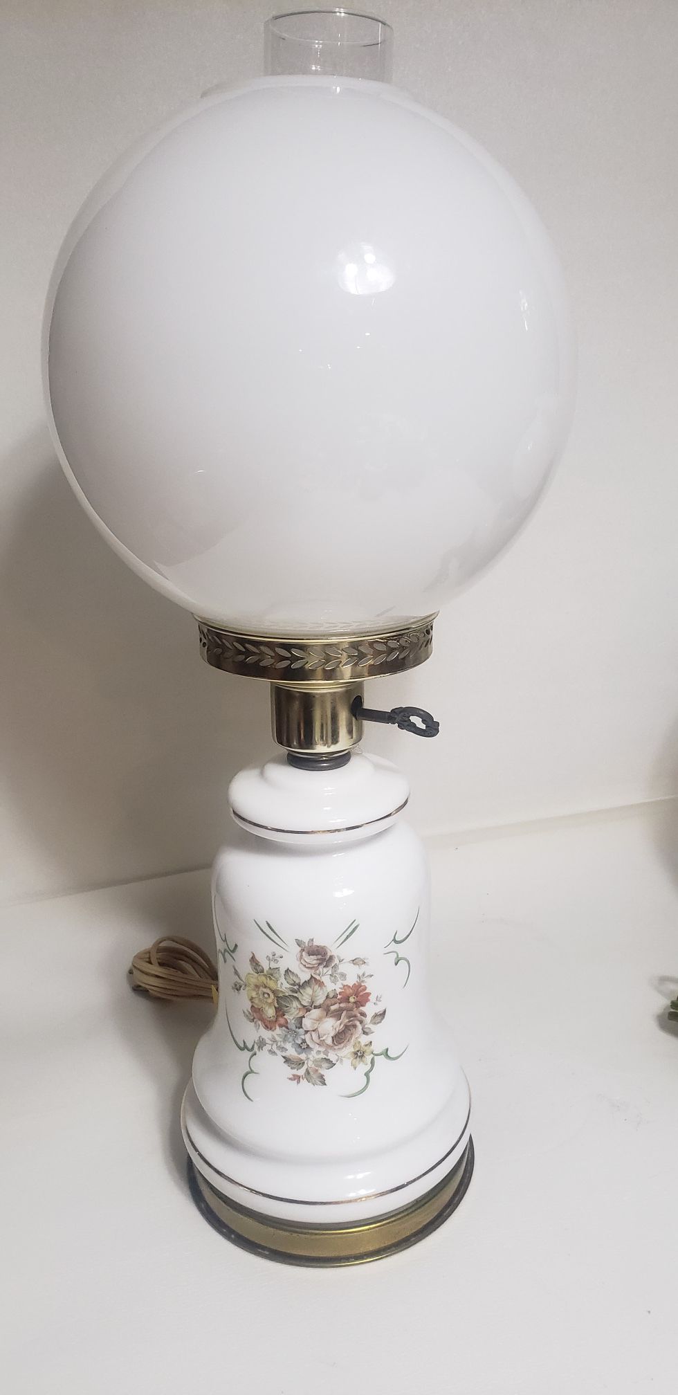 Vintage antique parlor hurricane lamp