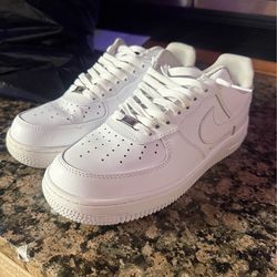 White airforce 1s