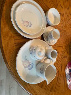 Noritake 8 piece full dish set, Made in Ireland