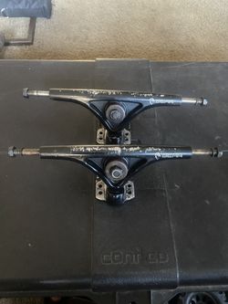 Bear Trucks Longboard / Skateboard 