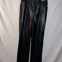 Ladies Womens size 4 cute faux leather black wide bottom boot cut dressy pants 