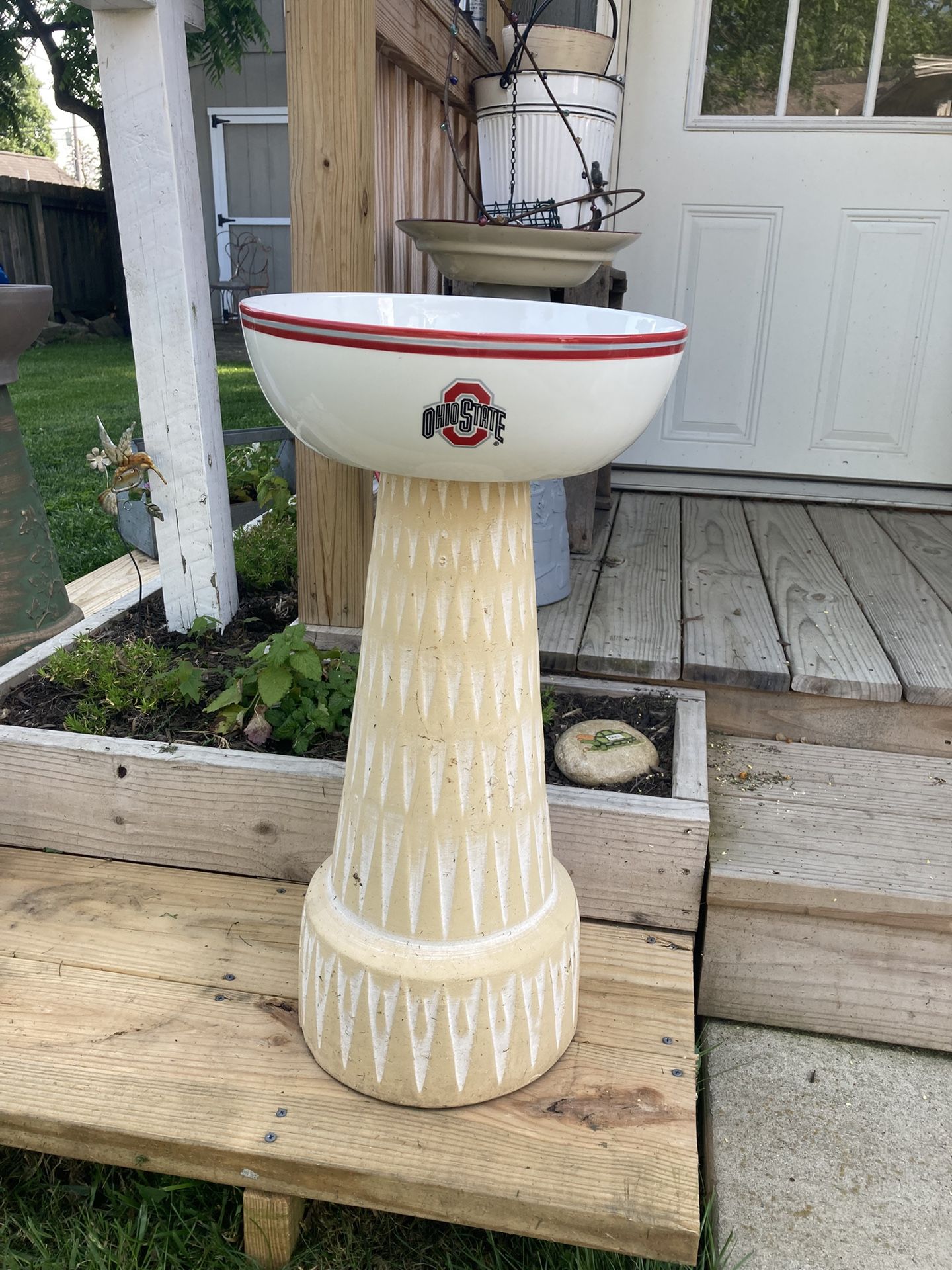 One of a Kind - 2 Sided Ohio State Bird Bath 🏈🏈 (Johnstown Ohio)