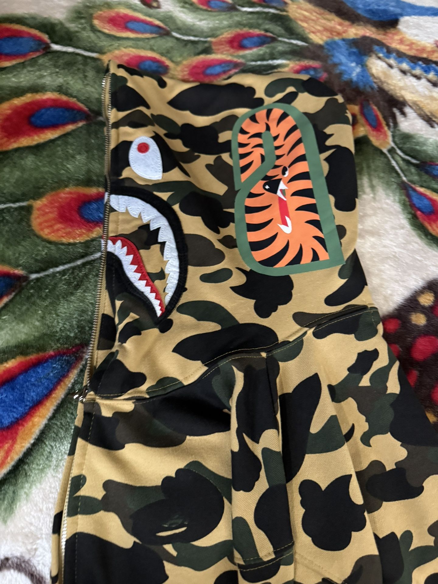 BAPE HOODIE CAMO 