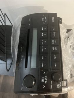 Toyota Tundra Radio 