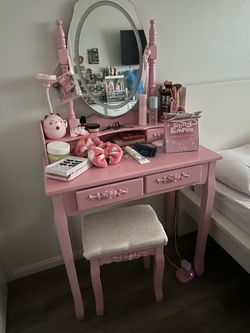 Pink Vanity Vintage