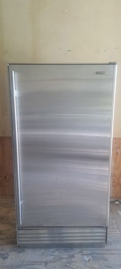 Sub-Zero Fridge