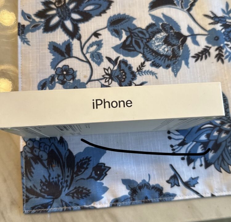 iPhone 16