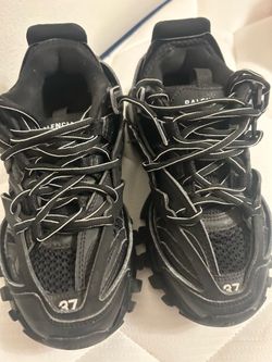Balenciaga tracks led