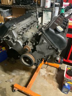 Have a 4.6 Cobra engine 1996 to 1998  mustang 32 valve teksid block and stand
