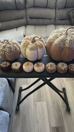Fall Pumpkin decor