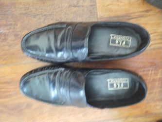 Florsheim shoes size 10.5