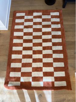 Checkerboard Area Rug - 4’ x 6’