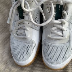 Men’s Athletic Shoes From Selkirk Size 8.5? 